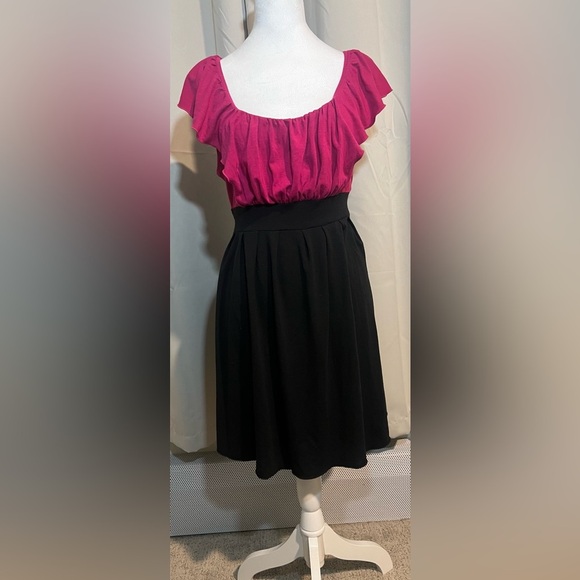 Speechless Sleeveless Ruffled Midi Dress - Picture 1 of 5